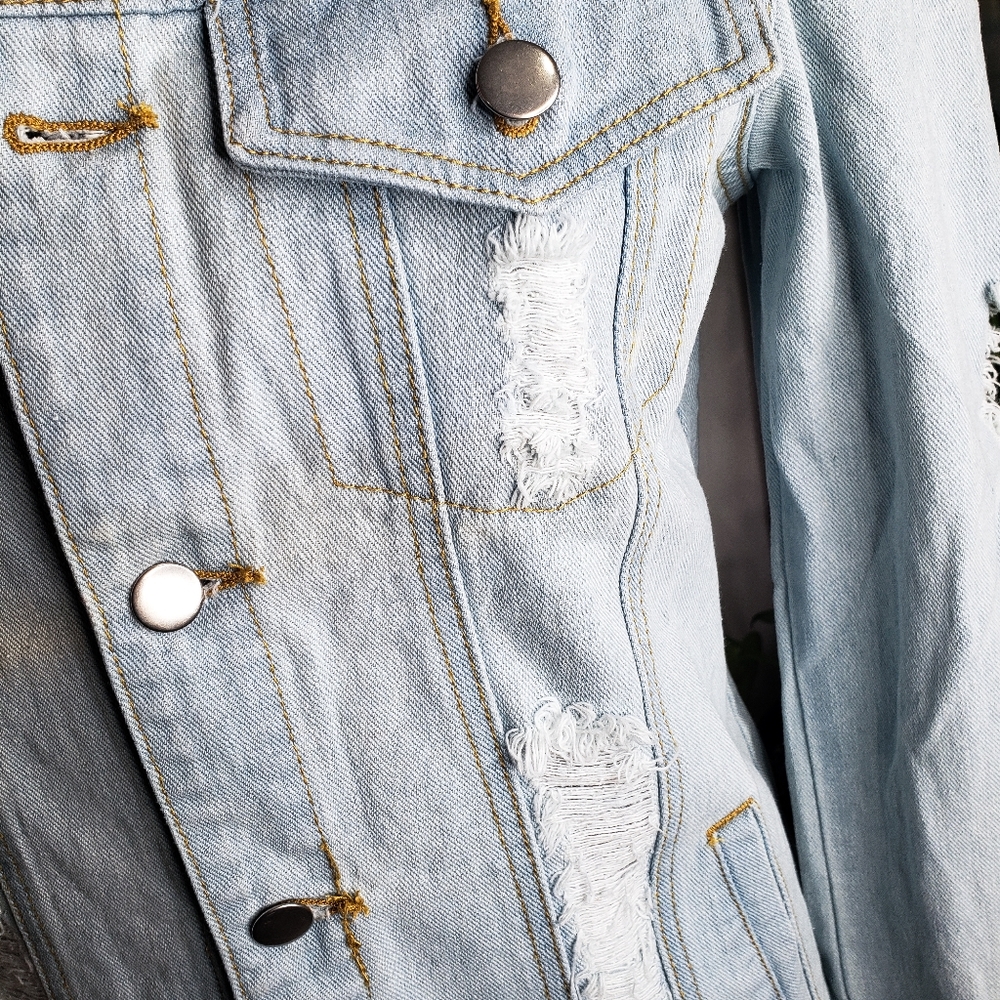 ⭐ Distressed Cold Shoulder Blue Jean Jacket - Picture 6 of 9